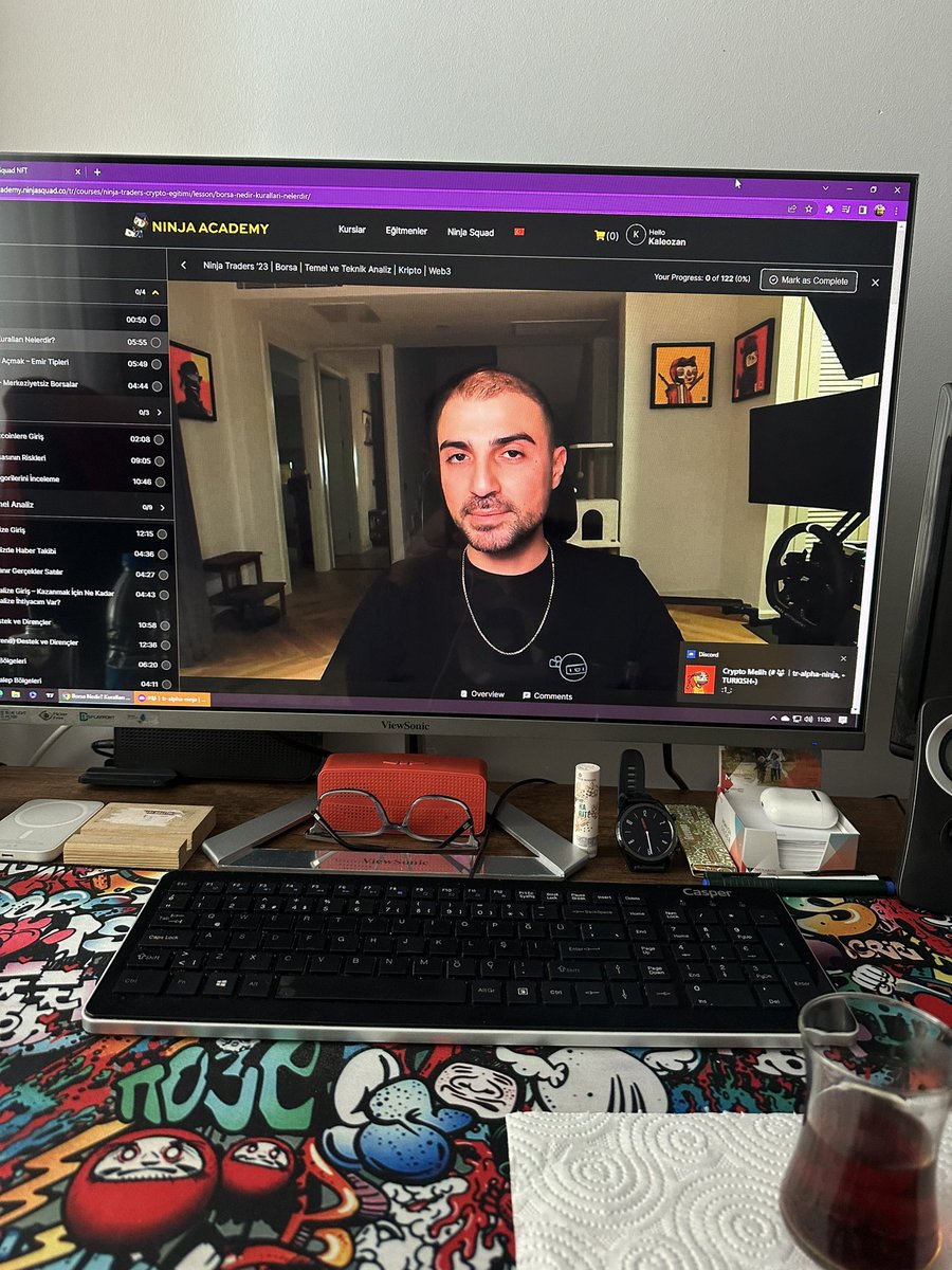 ozankale1's tweet image. İçinde bulunduğumuz buhrandan psikolojik enkazdan telefon ve sosyal medyadan birazda olsa uzaklaşmak için benim ders zili çaldı🥷🎓

Eğitimin görüntü kalitesi aşırı iyi olmuş tebrikler ekip 🥷👏🏻@CryptoKemal @CryptoMelih @umutak47shawty @ninjasquadnft #ninjasquadnft #ninjaacademy
