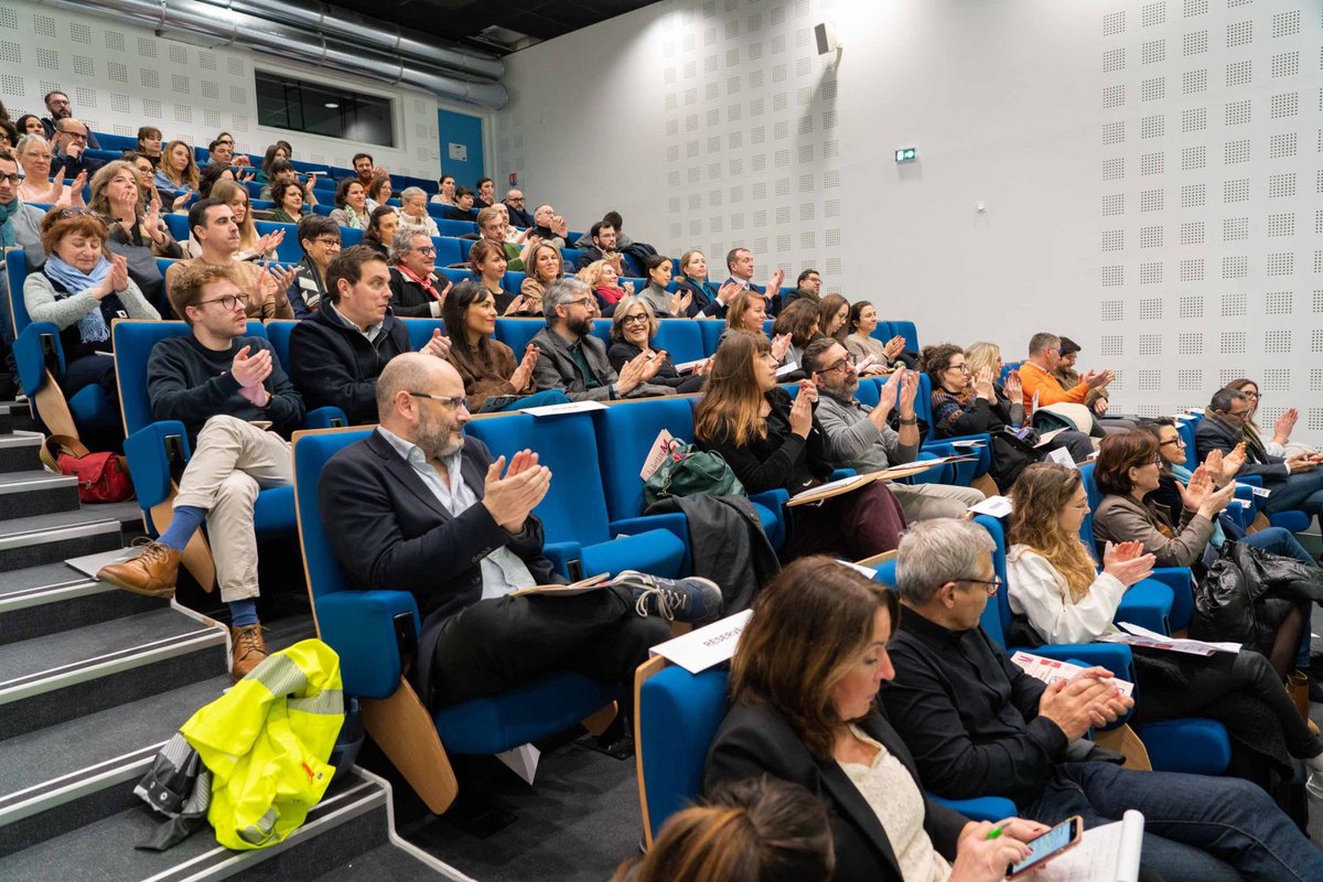 UCCGRANDSUD's tweet image. Jeudi dernier, près de 90 professionnels de la comm’ ont assisté, à Toulouse, à notre première conférence sur la communication responsable et les enjeux climat. 

Rencontres, échanges bienveillants et constructifs, partage d’expérience et de connaissances… Quelle matinée ! 🤩