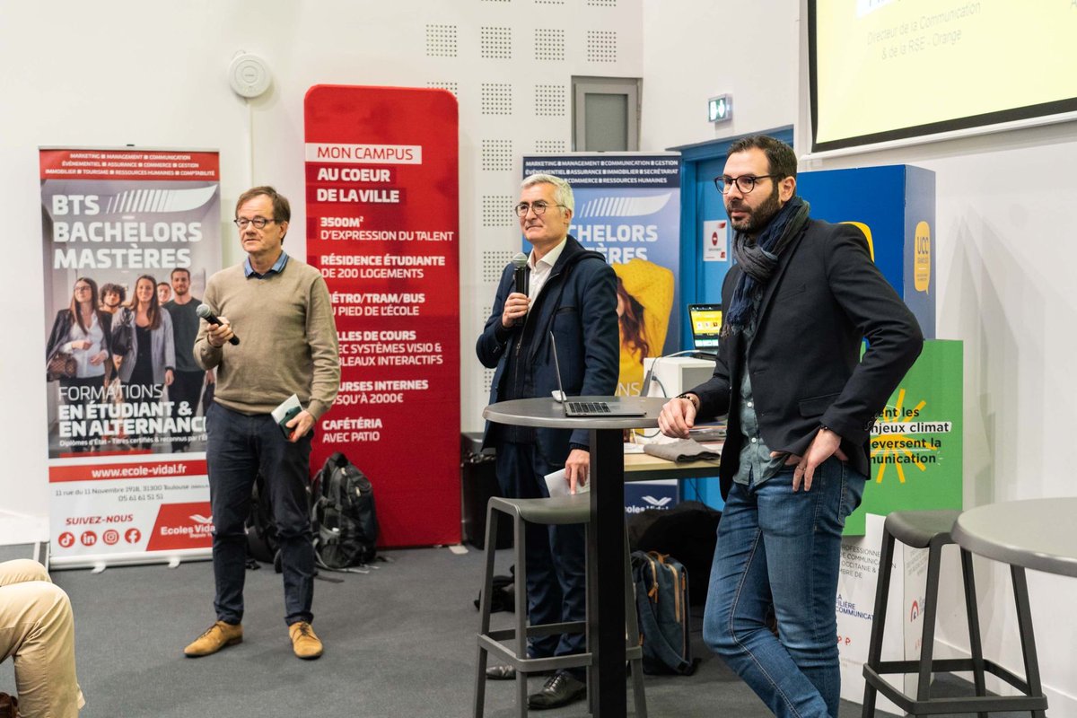 UCCGRANDSUD's tweet image. Jeudi dernier, près de 90 professionnels de la comm’ ont assisté, à Toulouse, à notre première conférence sur la communication responsable et les enjeux climat. 

Rencontres, échanges bienveillants et constructifs, partage d’expérience et de connaissances… Quelle matinée ! 🤩