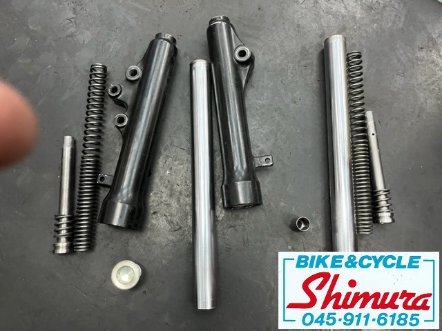 sbsshimura's tweet photo. #アドレスV125G #CF46A #CF4EA #フロントフォーク #ステムベアリング交換 #スズキバイクショップ #横浜市青葉区バイク屋 #都筑区バイク屋 #宮前区バイク屋 #江田駅 #センター北 #センター南 #志村輪業 #バイク修理 #オイル交換 https://t.co/uVUH1MnswB