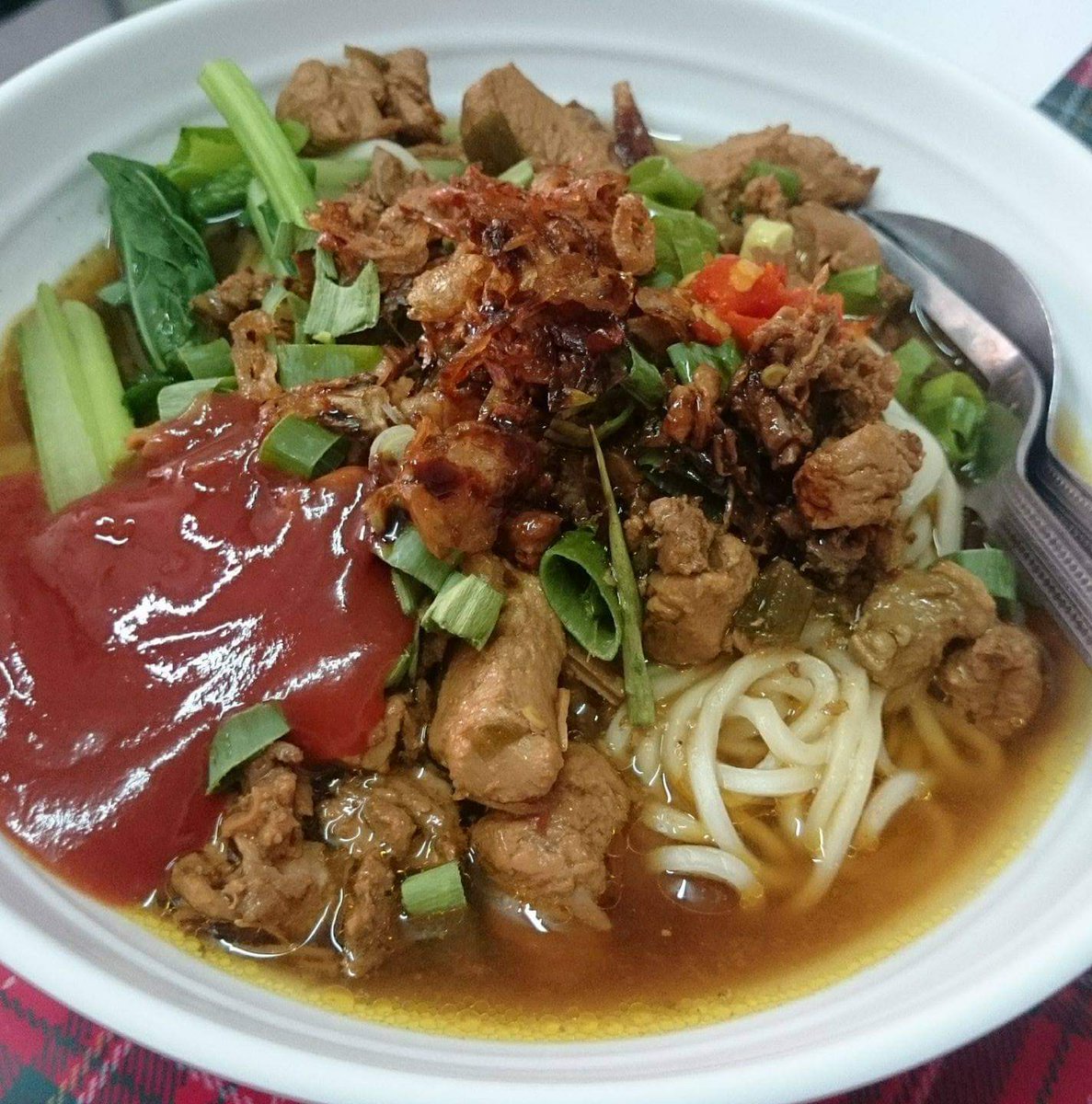 WagimanDeep212_'s tweet photo. Traktiran mie ayam 500k bwat 10 lasekar singmasing 50k
👉 Syarat RT dan Folo @sadewa1996 
Jan lupa Tag temen klean biar ikutan
Ane Undi henpik acak dan klos besok jam 21:00wib
Gaskeuuuun skaaar...!! https://t.co/iPDG12KLhG