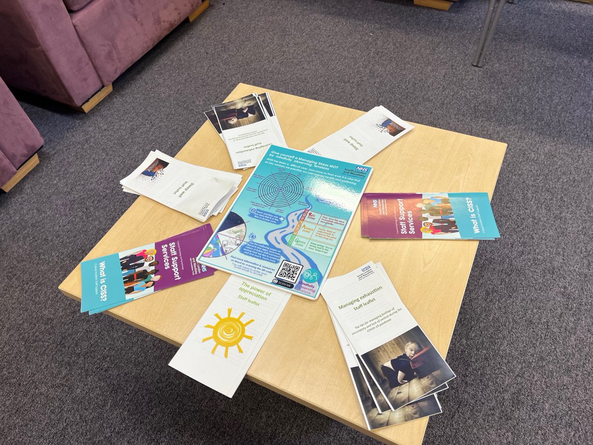 MaudsleyNHS's tweet photo. As well as helping staff rest and recharge with the #WinterOfWellbeing ❄️ our Trust's Staff Support team have been connecting with colleagues and signposting them to wellbeing advice and support services 💕
📍 Their next wellbeing pop-up will be at Lewisham this Thursday https://t.co/OwIFdAI6oW