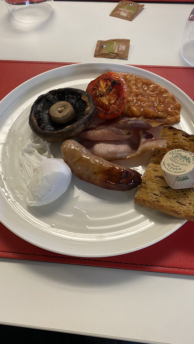 Shud be a fun days training !!
<a href="/PorscheRacesGB/">PorscheRacesGB</a> <a href="/PorscheGB/">Porsche GB</a> 
Off to a good start 👍🏻👍🏻👍🏻