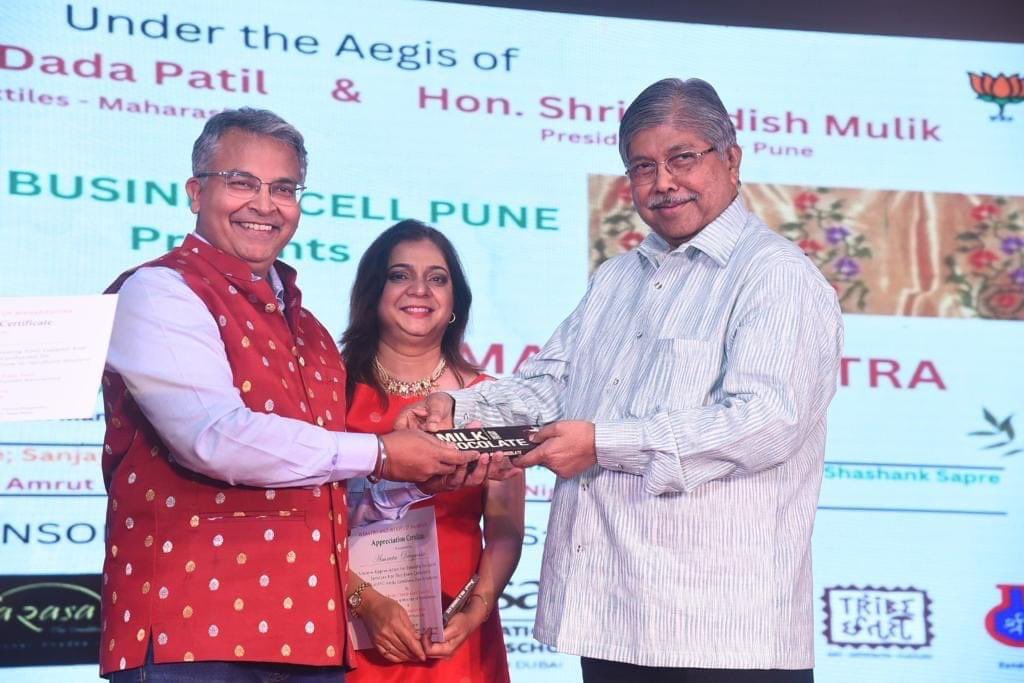 DeogaoMandar's tweet photo. Organised a program in Pune “Weavers and weaves of Maharashtra” to showcase weaves of handloom weavers of Maharashtra. Event was attended well over 300 people and  presided over by Hon Guardian Minister of Pune Shri Chandrakant Dada Patil @ChDadaPatil https://t.co/Clwvbl4wDk