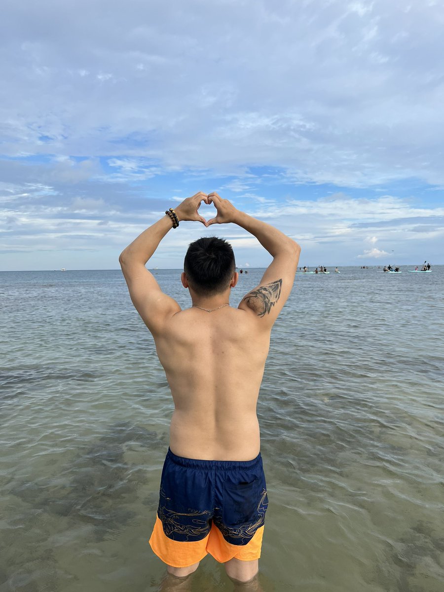 wetorange1209's tweet photo. 情人節快樂 🫶🏻 https://t.co/o3E2dm4zqF