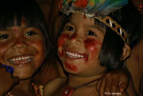 Fritz_A_Sanchez's tweet photo. Pensando en el Amor y la Amistad... El esfuerzo se redobla para salvar el #SurDelOrinoco su naturaleza, gente y cultura !!!

#NoAlArcoMinero 
#NoALaMineriaIlegal 
#Ecocidio #Etnocidio 

#14DeFebrero #ValentinesDay https://t.co/B5T7FQnRH3