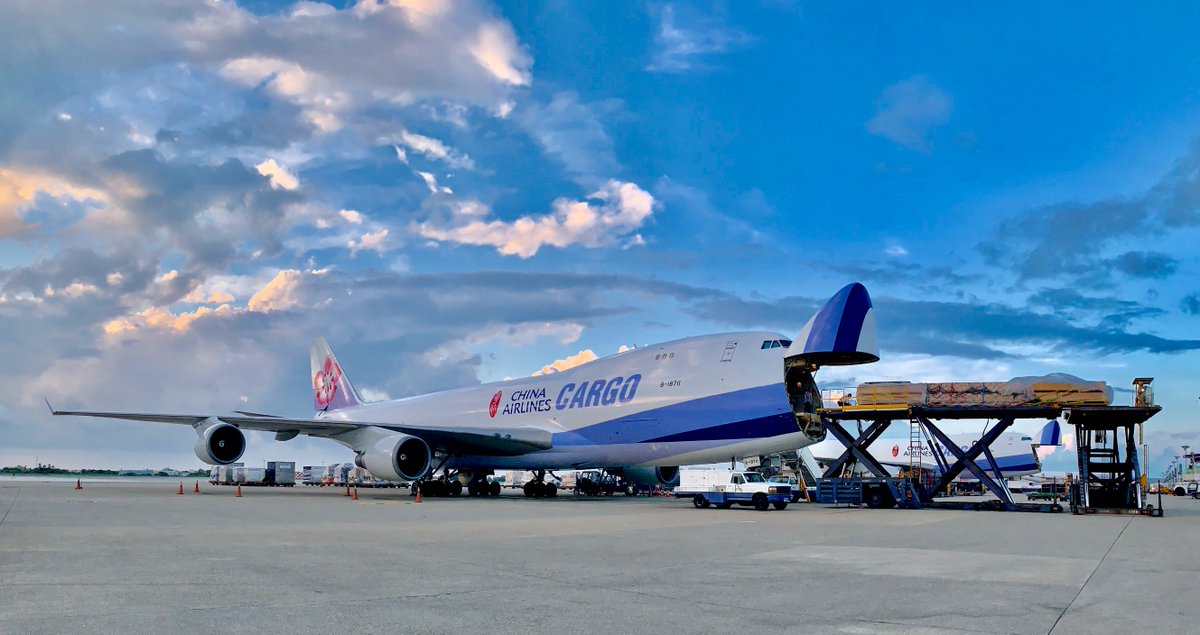 NEWS | China Airlines 中華航空 selects IBS Software's iCargo platform to modernise its cargo operations.

bit.ly/3ltDDq5 

#AirCargo #APACRegion #iCargo