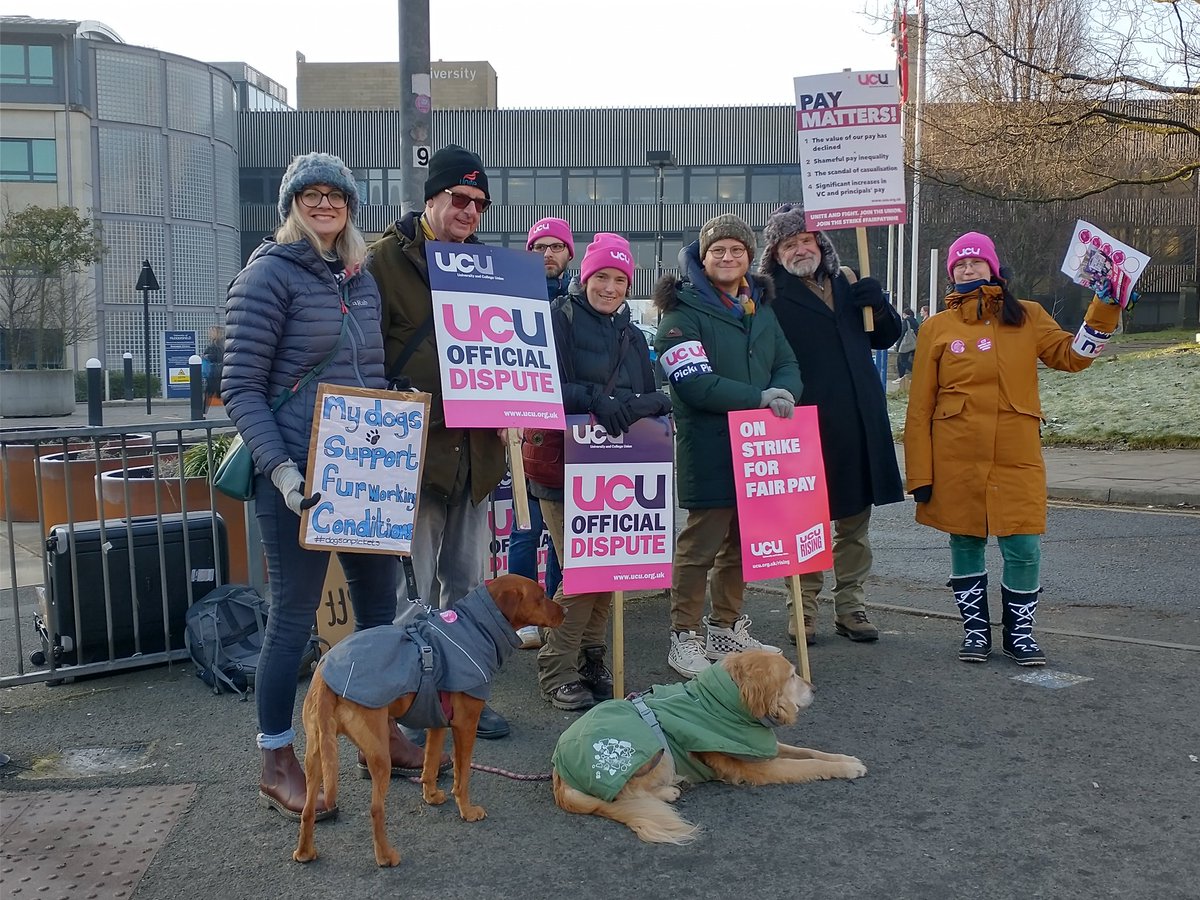 Huddersfield UCU. Not giving up. Even our dogs are out supporting  the strike. #ucu #ucurising #UCUstrike #Huddersfield