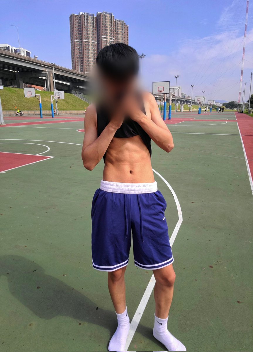 這裡沒有野洨囝仔 tweet media