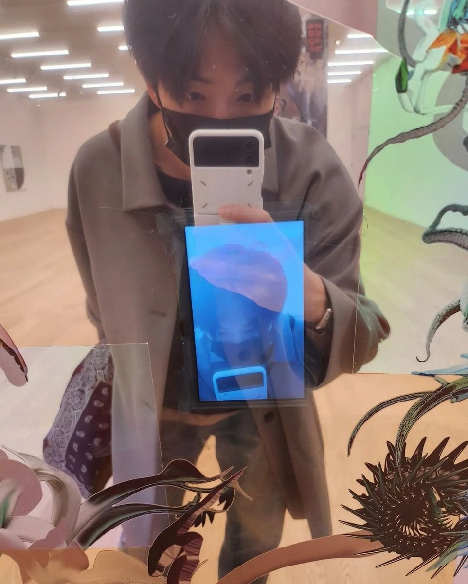 PurpleSeesaw7's tweet image. Hi baby :)
You do you as always! 
I love how you go straight your way listening only to yourself. Love you and support you so much always!💜
#fuckthealgorithm