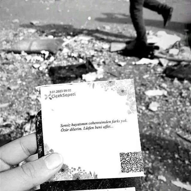 14 Şubat'ı kendi içinizde yaşayın,yarım kalan aşklar yarım kalan hikayeler varken gösterişe gerek yok...
#sevgililergünü