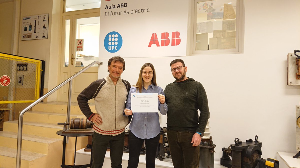 eseiaat_upc's tweet photo. 🏅Avui hem lliurat a Lidia Navarro el premi @ABB_Energia al millor expedient del grau en Enginyeria Elèctrica de @la_UPC #ESEIAAT

⚡La Lídia té un gran futur. És exemple i referent perquè altres joves s'incorporin a l'enginyeria elèctrica

El seu talent és el nostre prestigi👏👏 https://t.co/RZplmoaXtH