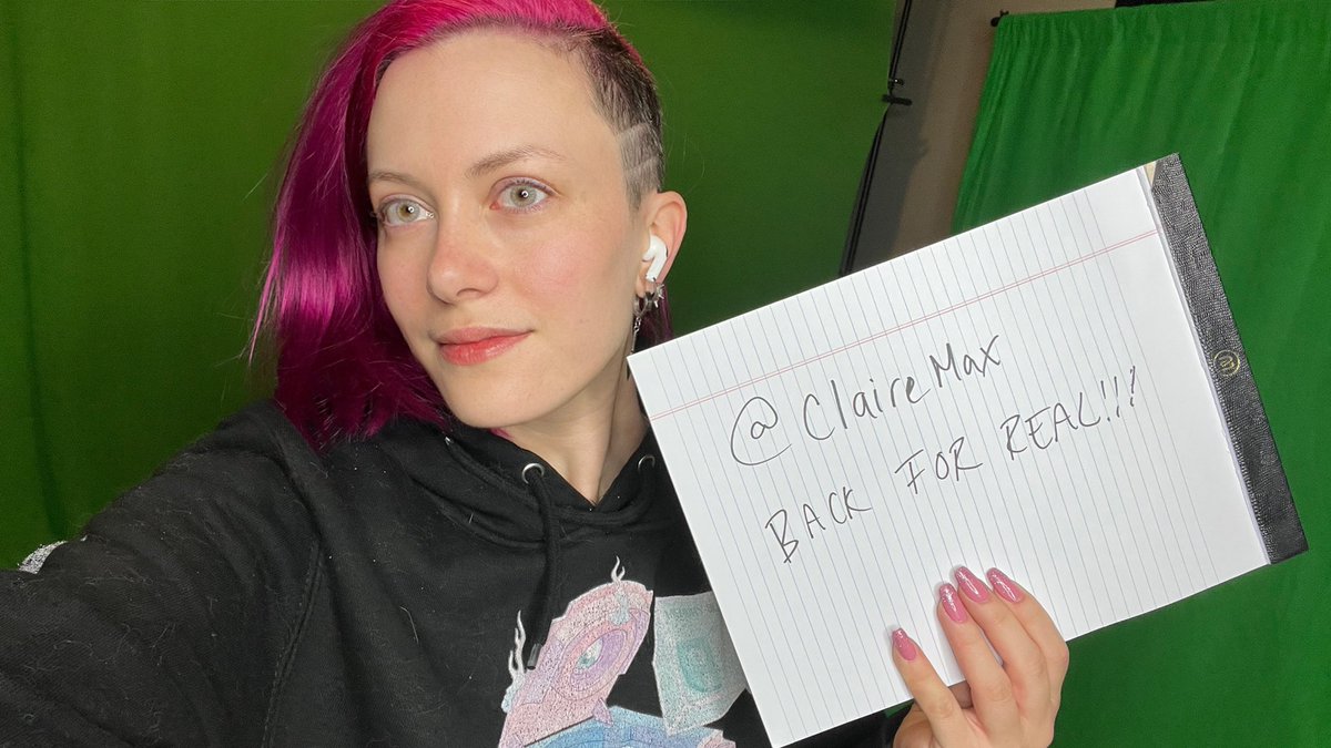 Claire Max tweet media