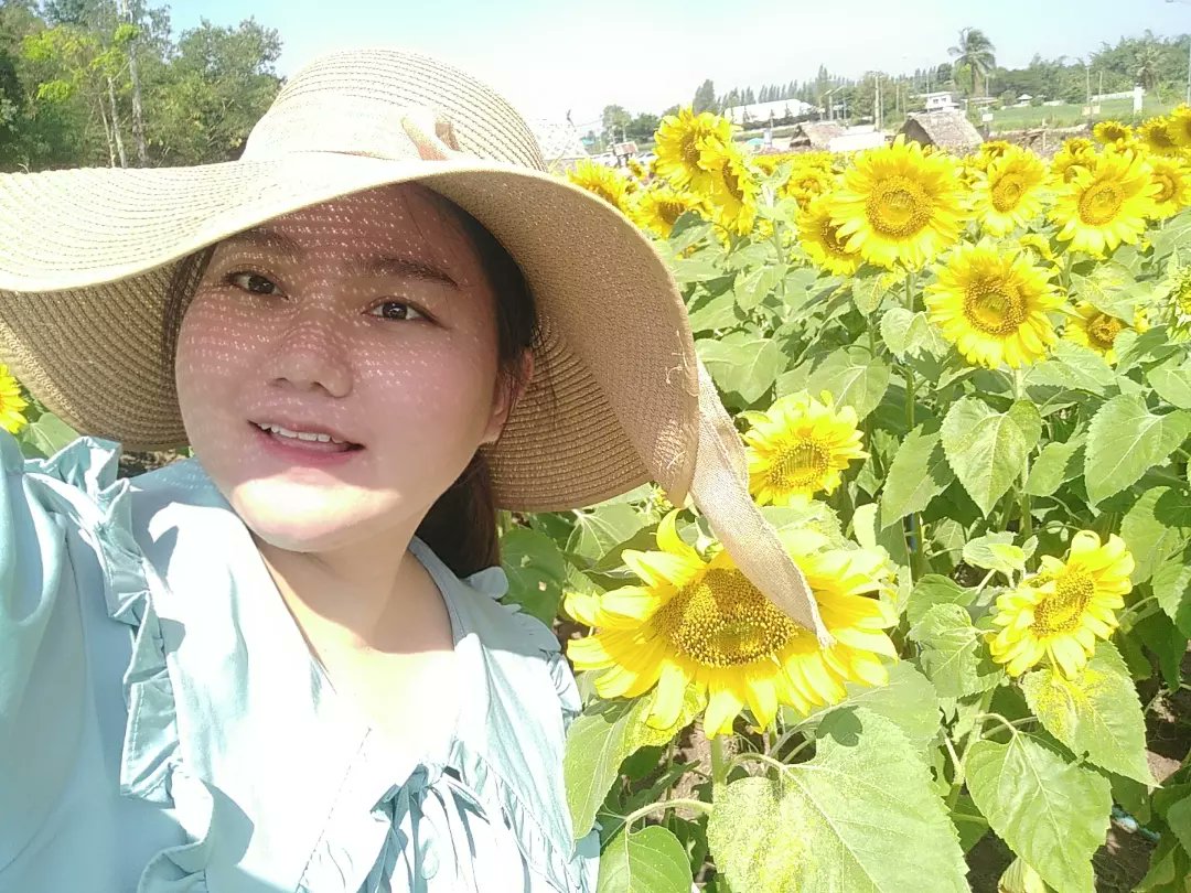 Sw_1098's tweet photo. ไม่ได้น่ารักเหมือนเขา แ��่ก็ไม่ทำให้เธอเหงาเหมือนที่เขาทำกับเธอนะ
🌻🌸🌿💗
#โสดมากกกกกก #แคปชั่นอ่อย
#แคปชั่นวันวาเลนไทน์ #เด็กอ้วน #สาวอวบอ้วน #แคปชั่นน่ารัก #แคปชั่นเด็ด
#คนอ้วนน่ารัก #แคปชั่นกวนตีน
#แคปชั่นโสด #แคปชั่นเสี่ยว #แคปชั่นอ่อยแรง https://t.co/uv3gIdvOyz