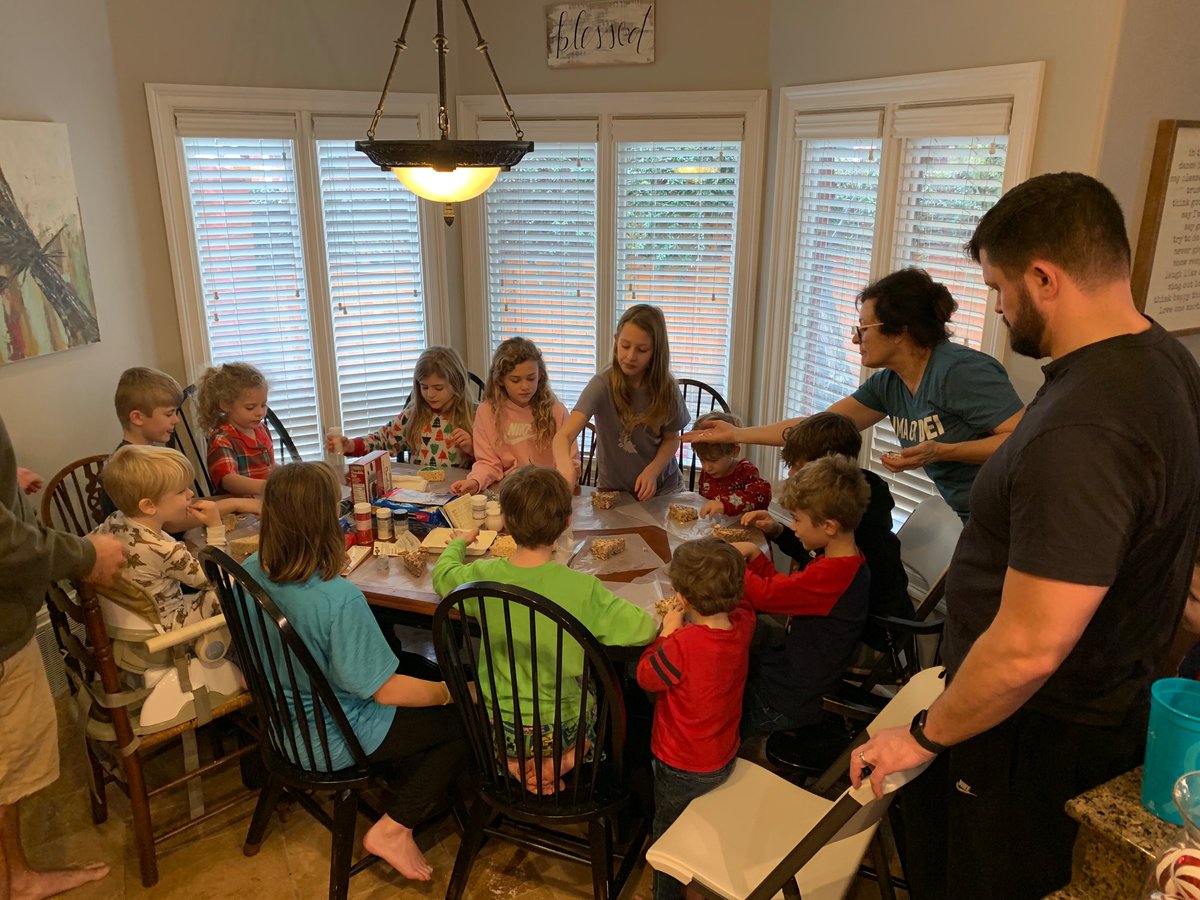 bellevuepastor's tweet photo. My sweet wife, @donnadgaines, in her element. Happy Valentine’s Day, babydoll.

#BestWifeEver

(That’s our son, @DGrantGaines, with that rockin’ beard &amp; cannon arm 😎). https://t.co/w9ctMgxTSg