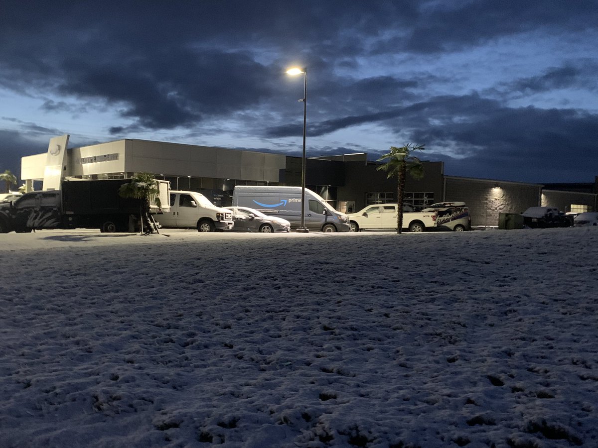 Some people are waking up to some snow! This is in Woodburn. <a href="/KGWNews/">KGW News</a>