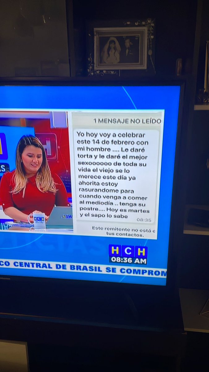 alpechohn's tweet photo. No esperen menos en este día hombres. #ValentinesDay2023 https://t.co/o05s95MCti