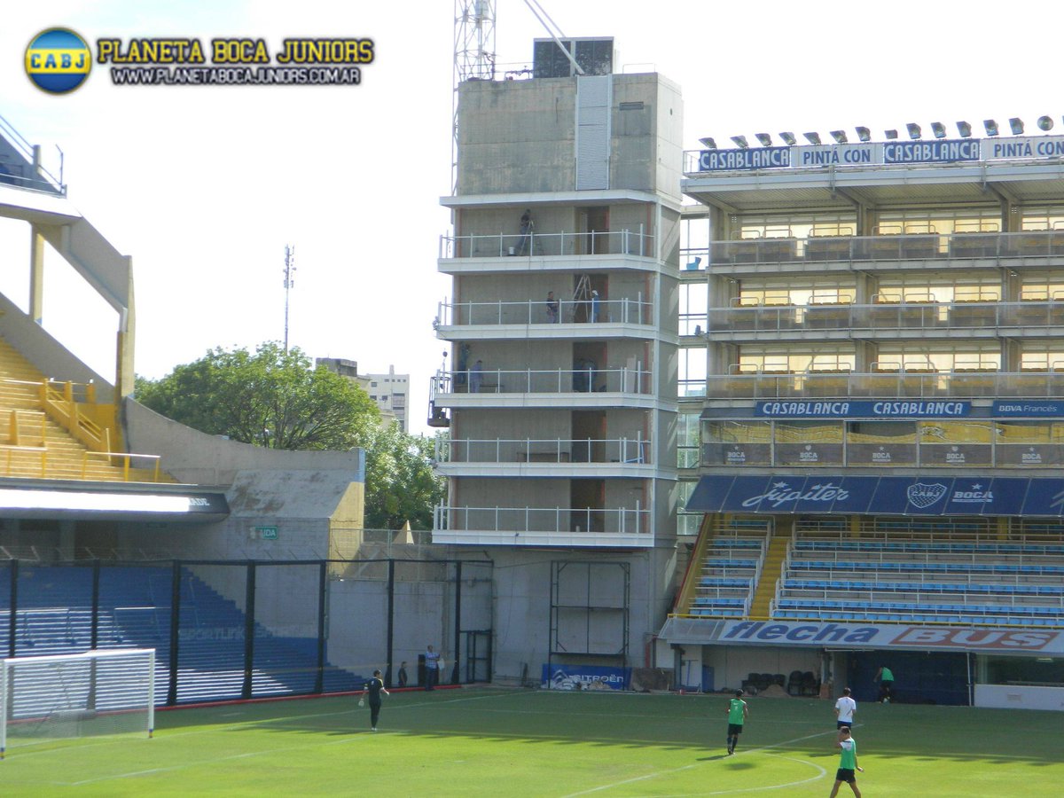 Jwkslkfka tienen monoambientes en su propia cancha ⚰⚰⚰⚰