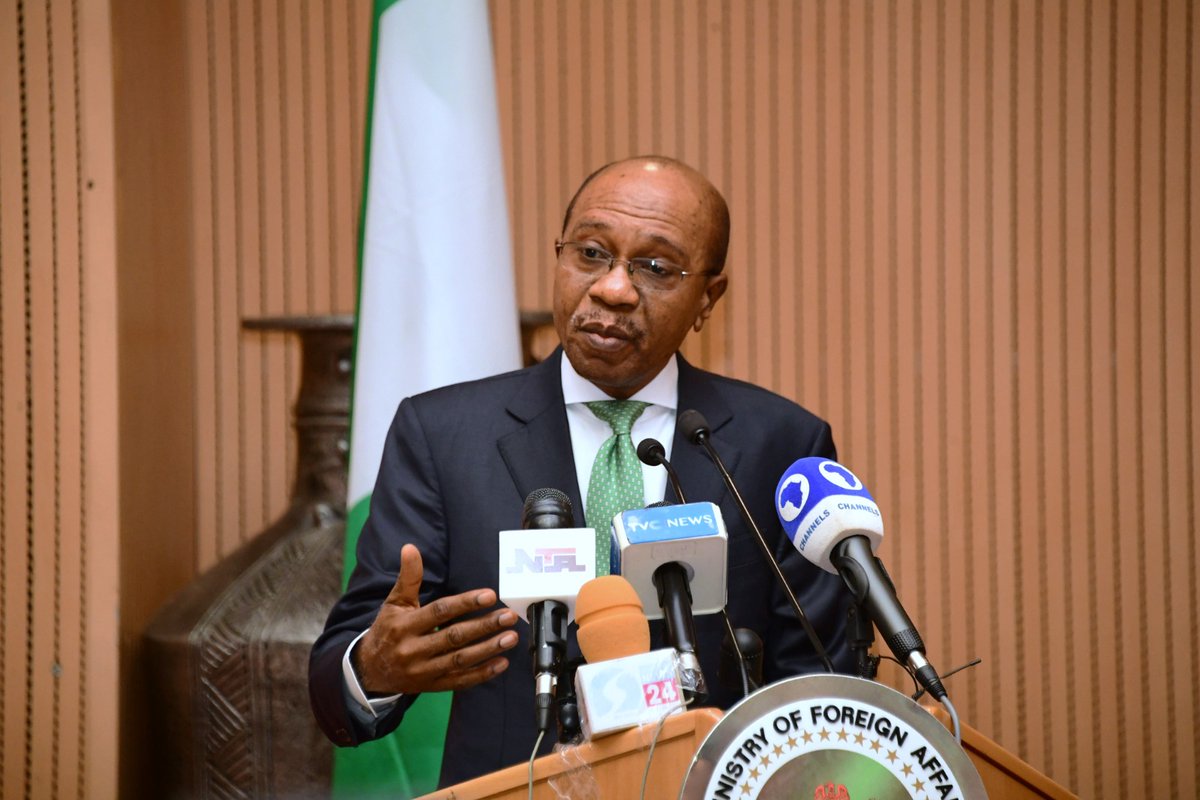 Central Bank of Nigeria Governor, Mr. Godwin Emefiele, briefs Diplomatic Corps on Currency Redesign; sues for understanding