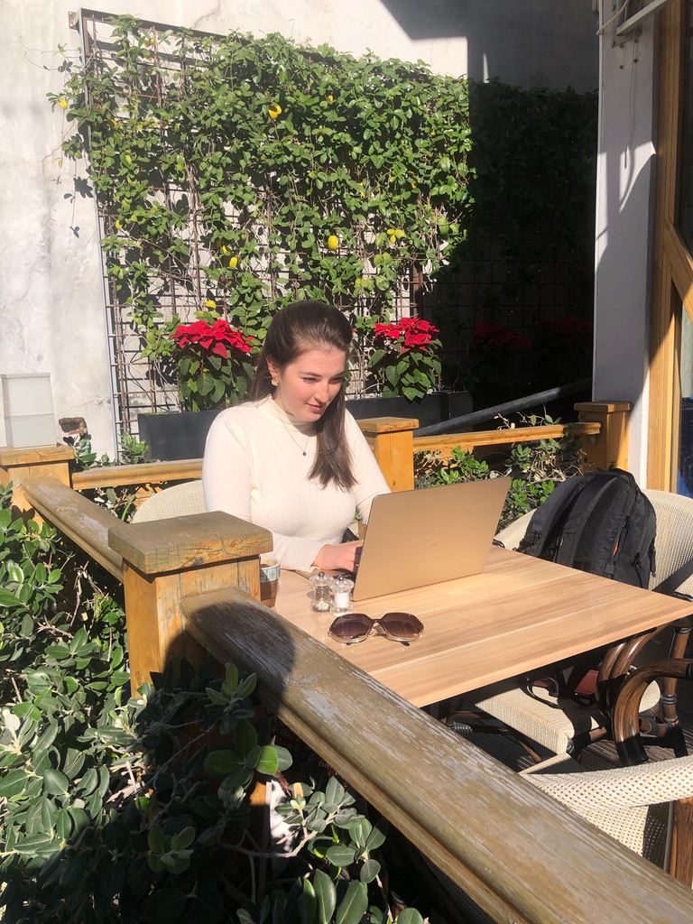 Happy Valentine's Day 💌

Something we LOVE is our freedom to work wherever 🌎 As long as there's wifi, we can make an office outta anything!

Last month, Sandra spent a month working from Cyprus, and yes, nearly everyone on the team was envious 😅

#wfh #remotework #futureofwork