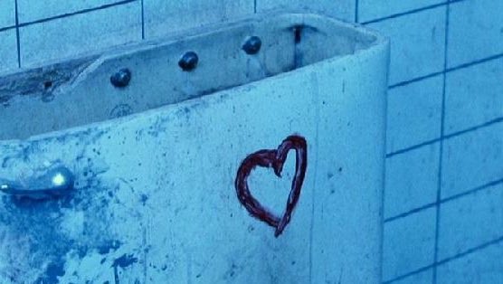 horrorsthetics's tweet photo. saw (2004) is a love story https://t.co/Cg8ckStYt1