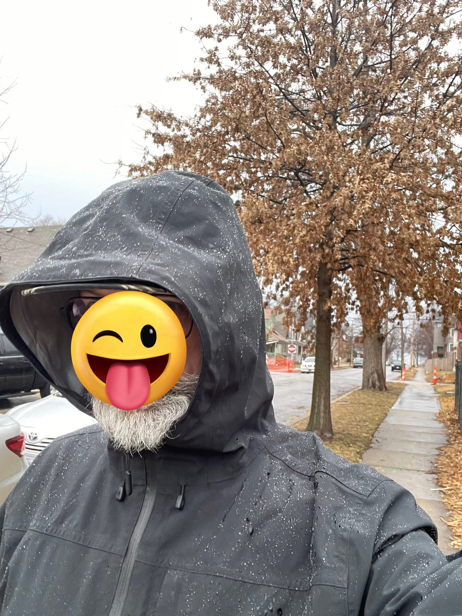 OneEyedz's tweet image. Rain walk to shoulder rehab. Woohoo! 
#recoveryprocess