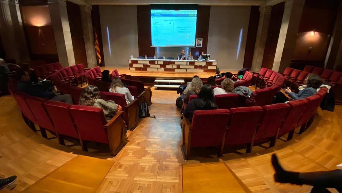 primariaicscat's tweet photo. Formació a l'#apicsbcn en fetge gras metabòlic, malaltia amb una prevalença del 25% en població general i pot arribar al 80% en persones amb diabetis i/o obesitat.
Coneixements sobre epidemiologia, diagnòstic, tractaments i circuits que els referents traslladaran als seus equips https://t.co/rSCg98ohaM