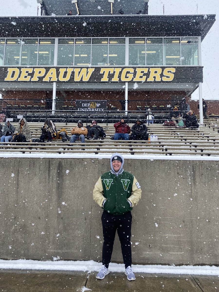 #ALLIN 100% I just want to start off with a big thank you to all my friends and family who have encouraged me along the way. Also a big thank you to <a href="/qbdietz/">Brett Dietz</a>  and <a href="/CoachRutledge76/">Coach Rutledge</a> for giving me this opportunity to continue my athletic and academic career.#RollTigs 💛🐯🖤