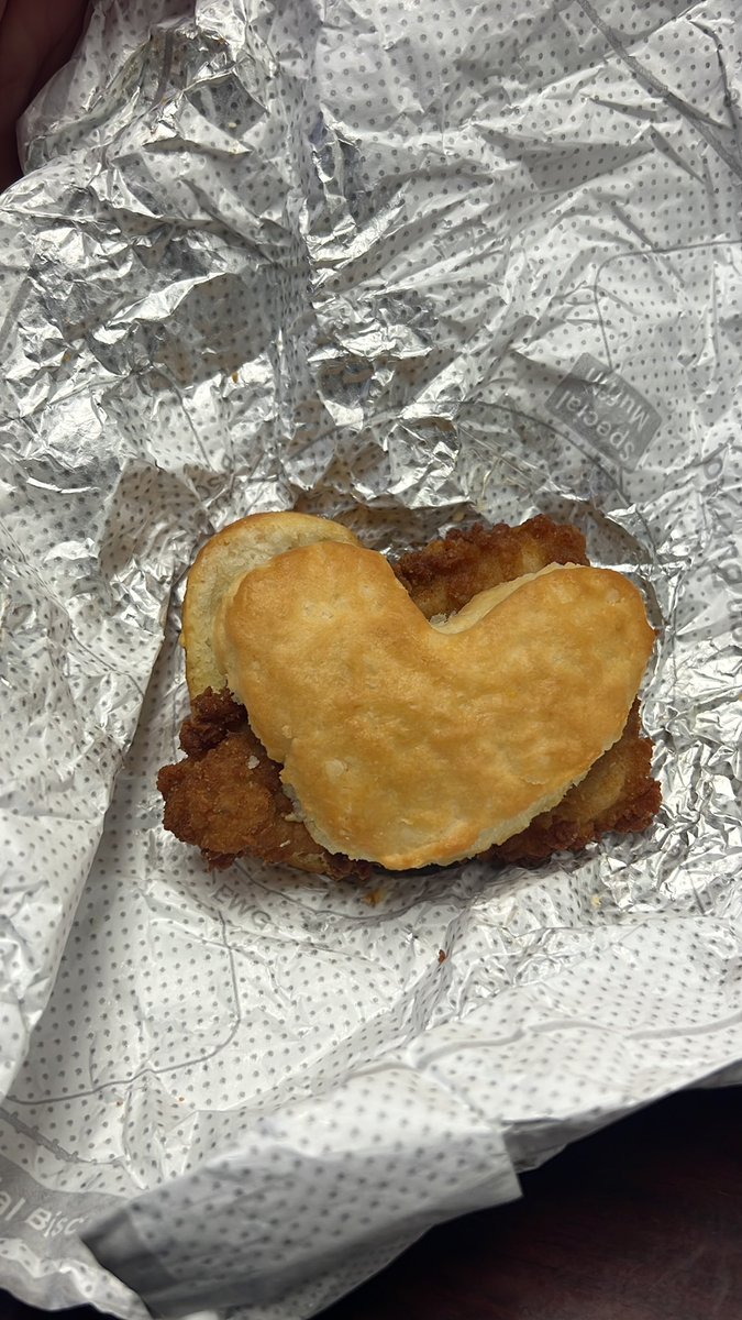 Milo__Esco's tweet photo. Happy Valentines Day! https://t.co/y3BQQIWYme