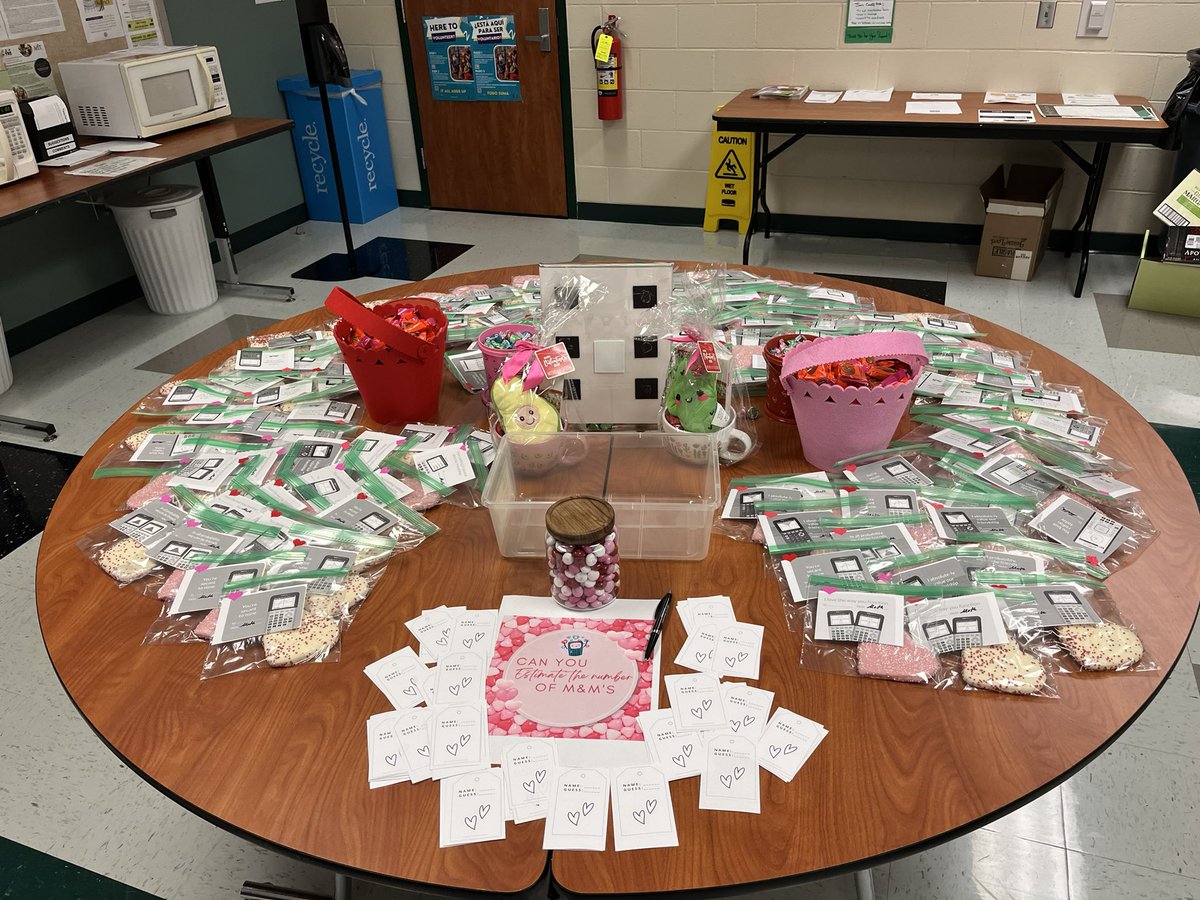 kseelye22's tweet photo. Today the math department showered the staff @CardiffColts with our love of math!! Thanks @TICalculators for the math valentines and buddies! #stafflove #mathvalentine #mathbuddies https://t.co/dUnAaLzG4G