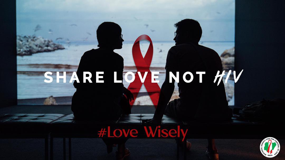 SalmanEleniyan's tweet photo. Using Condoms is one way of practicing safe sex, avoiding sex is another way. What are the other ways you know to practice safe sex? #HIVFREEVAL #LoveWisely https://t.co/YeGzhMDHrY