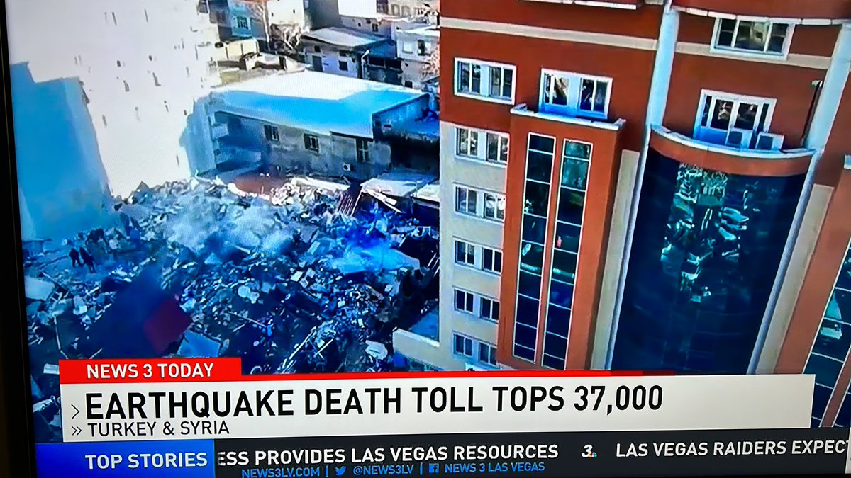 naked_view's tweet photo. It’s a bloody shame what happened in Turkey. 
This is why you need good buildings inspectors! 
When concrete turns to dust in some buildings and other are made strong, someone is cutting corners.🤔 https://t.co/A20cegd3bq