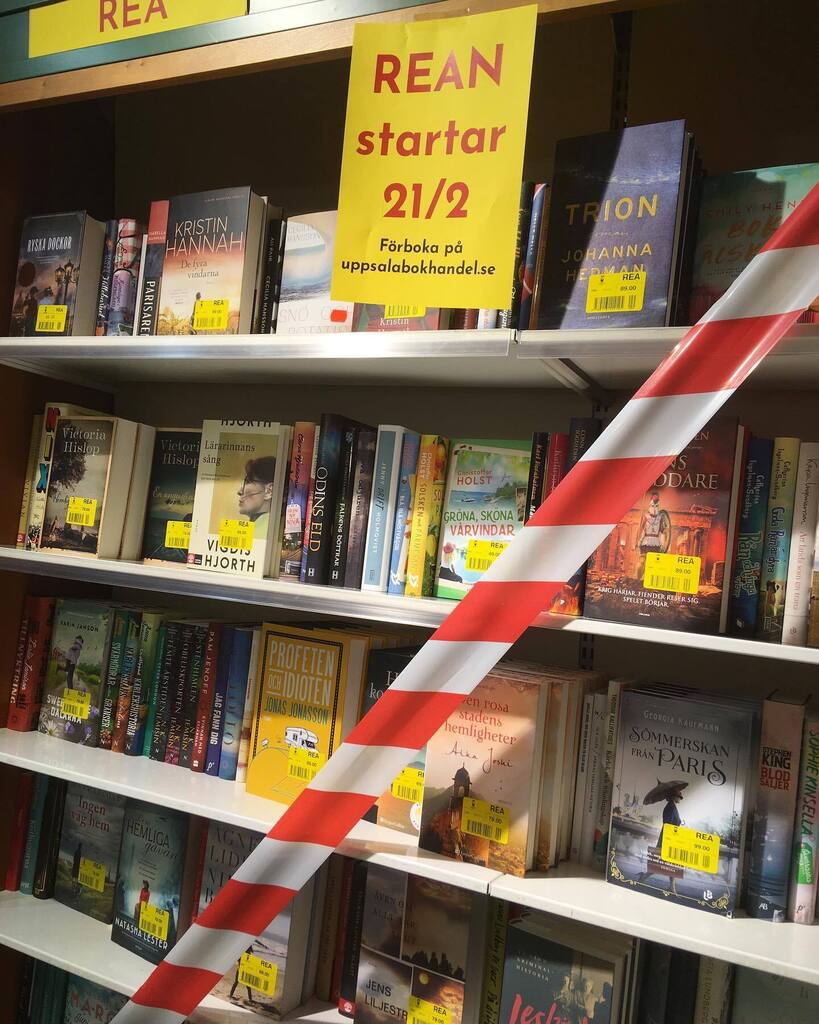 uppsalabok's tweet photo. Tisdag den 21 februari börjar årets bokrea. Vi öppnar vi butiken 8.00. https://t.co/IYSedraChS