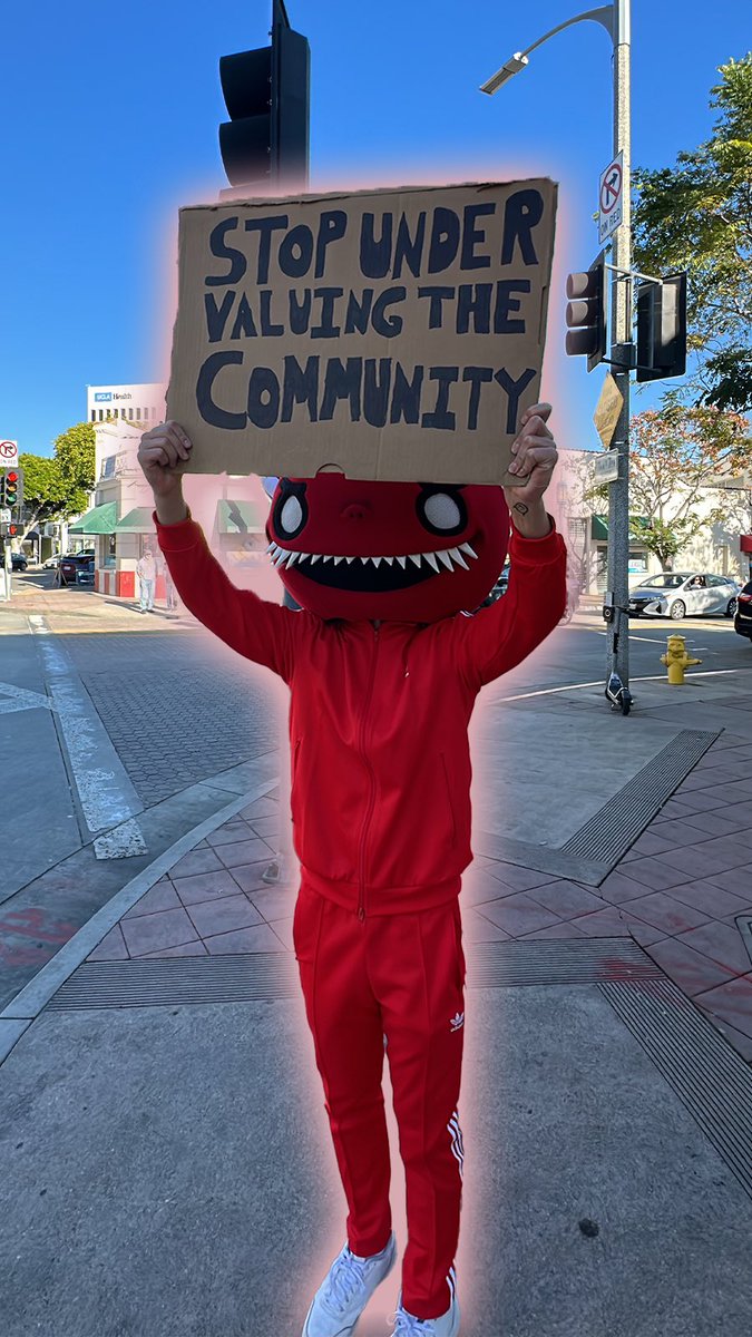 RunawaysNFT's tweet photo. The Short Form content focus is mostly through the ROTN Mascot. This allows ROTN to organically reach a whole new audience, and creatively entertain users about ROTN’s lore. https://t.co/FqyREzoF02