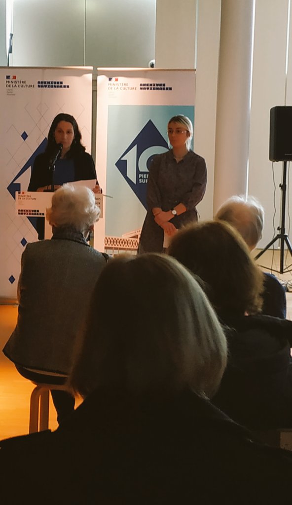 asylvere2's tweet photo. Inauguration de la très riche #exposition "Déportées à #Ravensbrück 1942 1945" aux @ArchivesnatFr.

Un grand bravo aux commissaires scientifiques pour leur travail rendant vie à ces #femmes exceptionnelles.

Attardez-vous sur les vitrines contenant des objets rares et émouvants. https://t.co/80pOsKlLYk