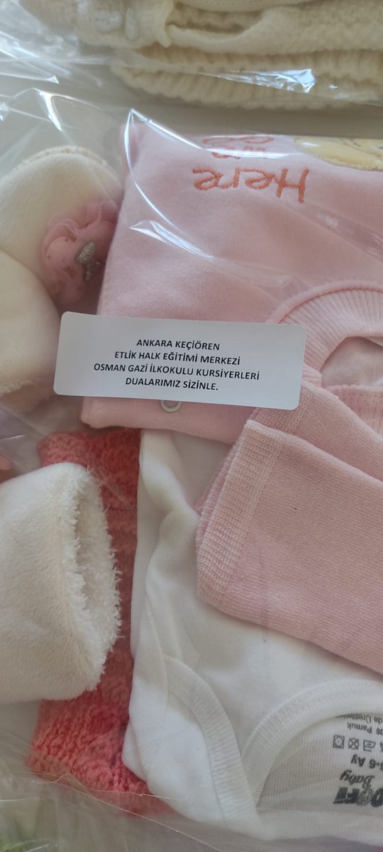 IlkokuluOsman's tweet photo. Okulumuz bünyesinde açtığımız el sanatları kursumuzun yardımsever kursiyerleri depremden etkilenen çocuklarımız için gece gündüz demeden çalıştılar. @KeciorenMEM @MemAnkara @mebhbogm https://t.co/l4sv5jmKz8