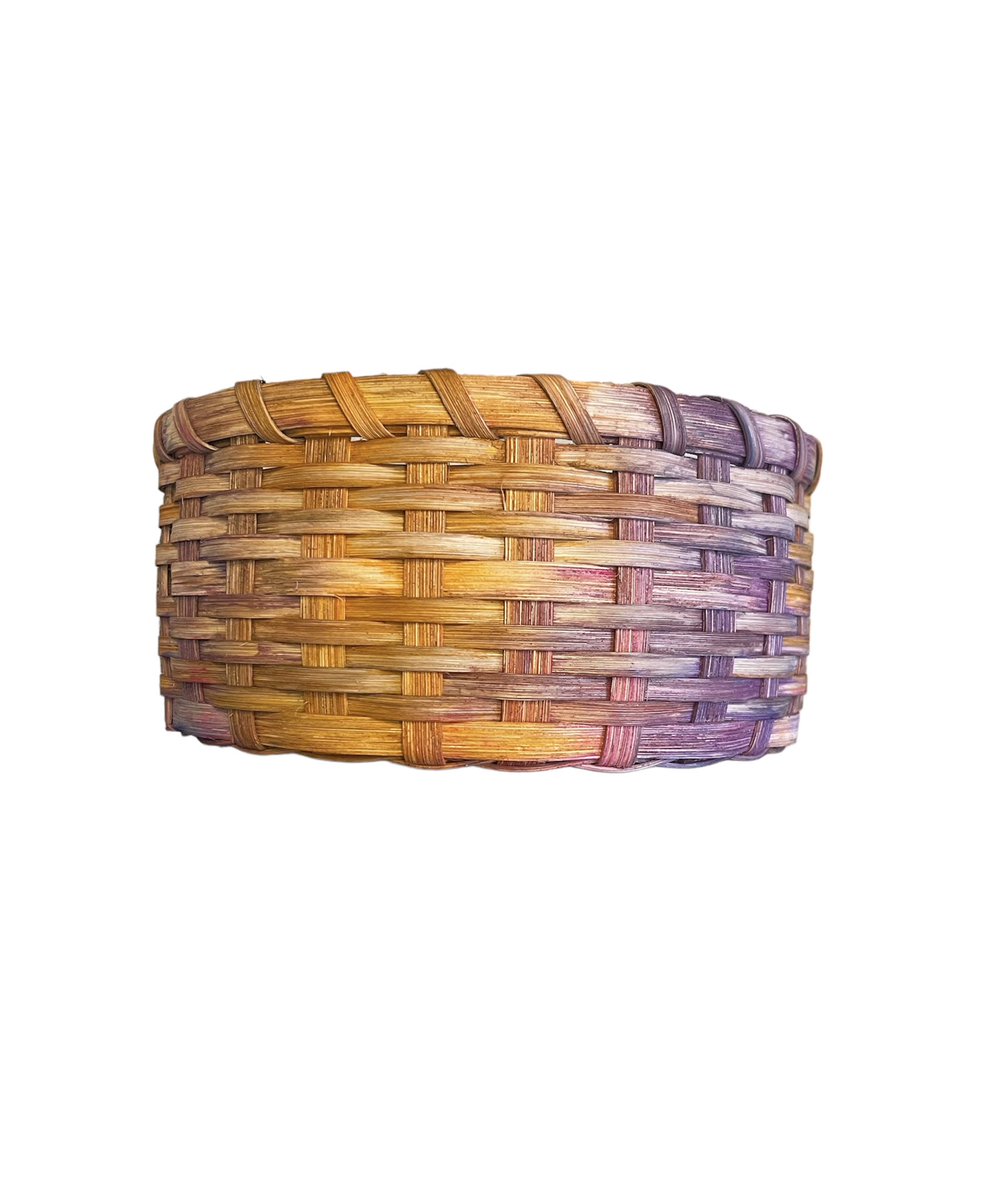 LCTyeDye's tweet photo. Could it be? A tie dye basket, yes it is! 🧺 #tiedye #tiedyebasket #basketart #basketcase #dreamweaver https://t.co/hqGr0w1PCb
