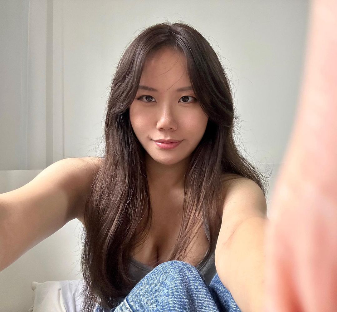 Cuddles230's tweet photo. Back to twitter after a break on this lonely valentines 🥲 #horny https://t.co/SmayaIy490