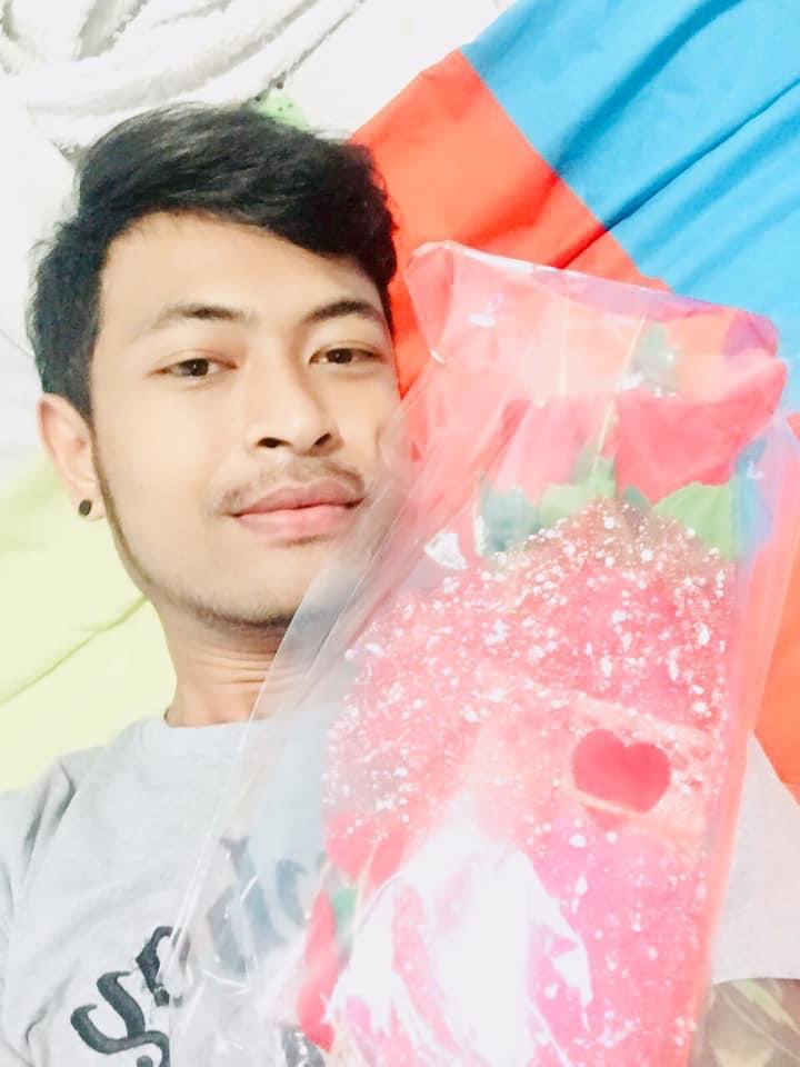 Option65900393's tweet photo. วัน "วาเลนไทน์" สำหรับผม มันเป็นวัน "ธรร��ดา" โว้ยยยยย 🥀🖤🖤 #พัทยา #พัทยาใต้ #จอมเทียน https://t.co/Dfb1AquH7D