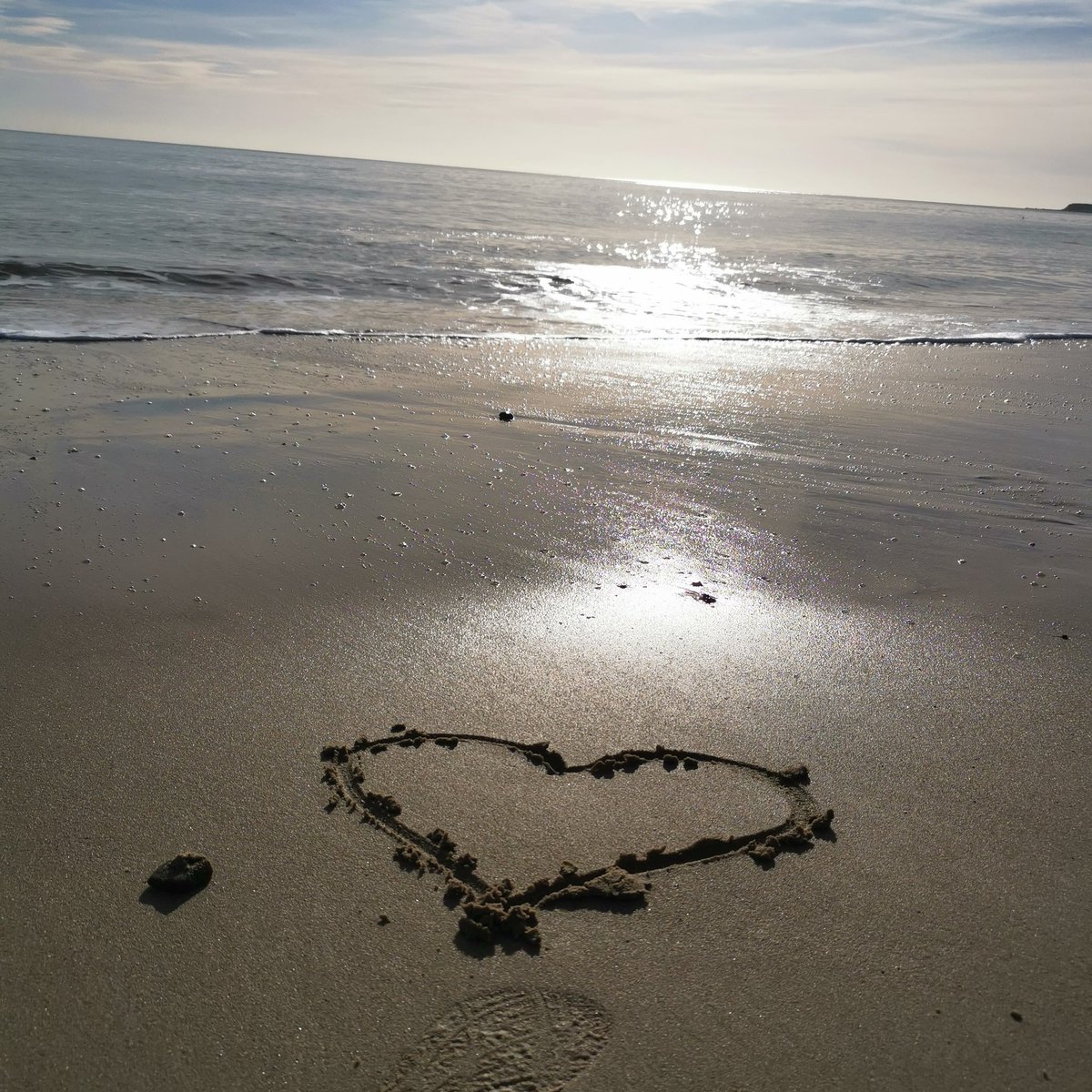 Happy valentines day to you all ❤️

#ValentinesDay #ValentinesDay2023 #heartinthesand