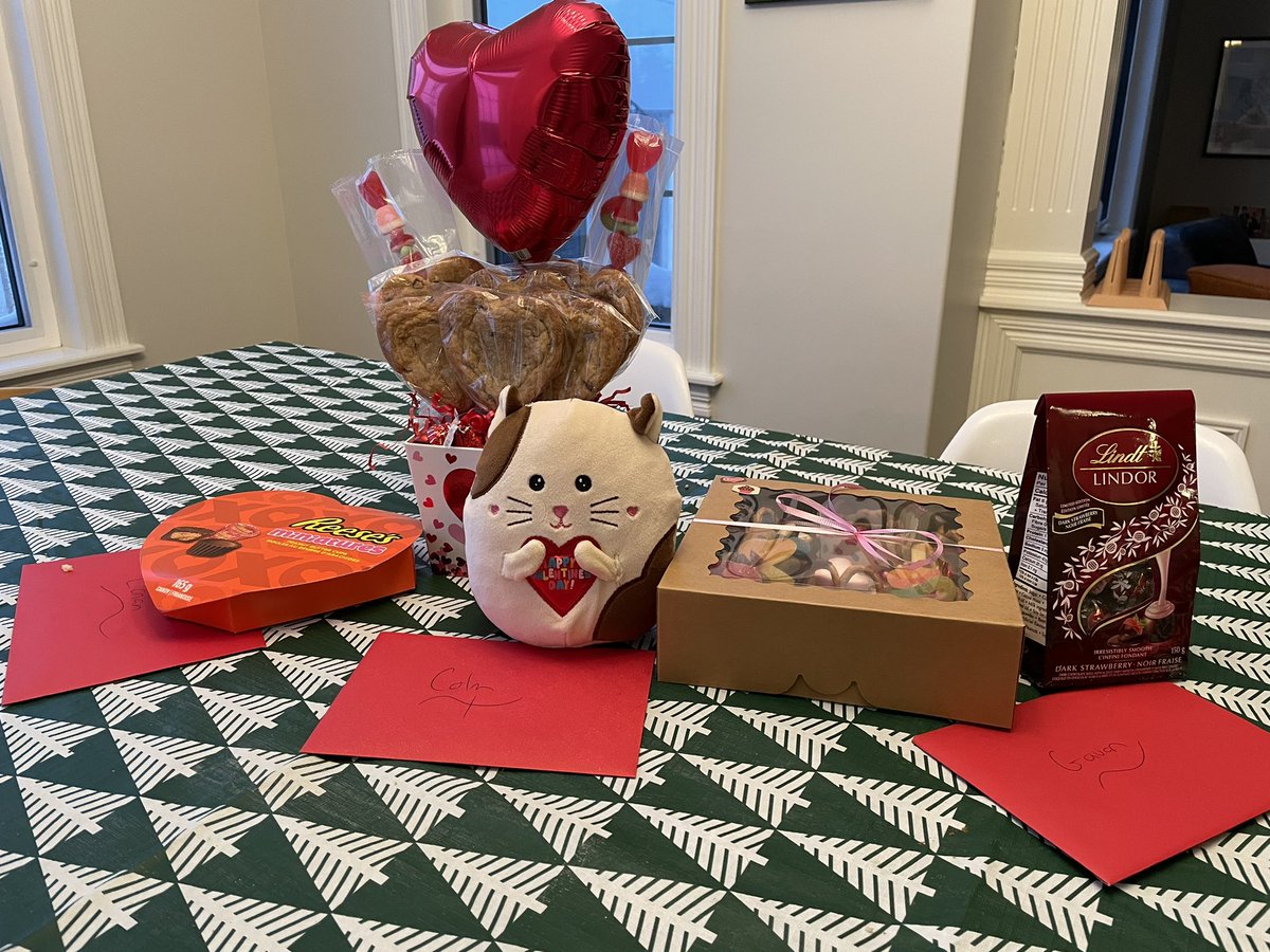 Well, if we’re going to get buried in the snow today, at least let there be sweets! #HappyValentine #nlwx #yyt #snowmageddon2Point0