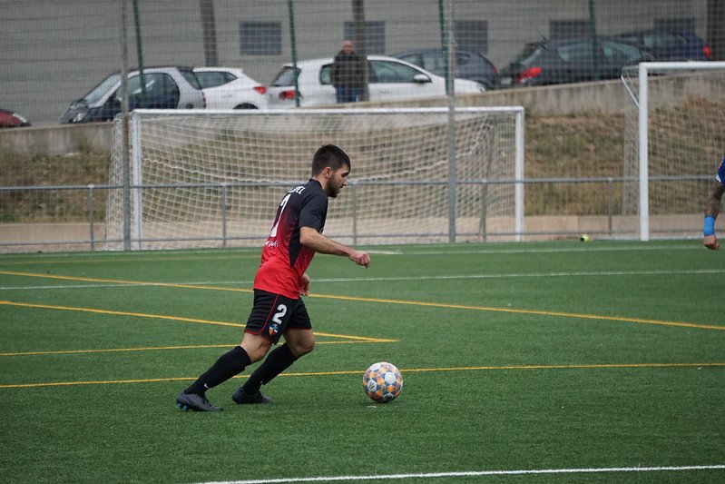 SantCugatFC's tweet photo. CLUB | A casa nostra tenim molts joves futbolistes formats durant anys i anys al Tubau 😍

❤️🖤@ferranroca25, @GuillemBenet, @MartiGarcia4 o @MarcCapel96... jugadors 100% #MadeInSantCugat que ara defensen la samarreta del Primer Equip Masculí. 

#SomVermelliNegres
#SomelSantCugat https://t.co/8QMUZ0kRsS