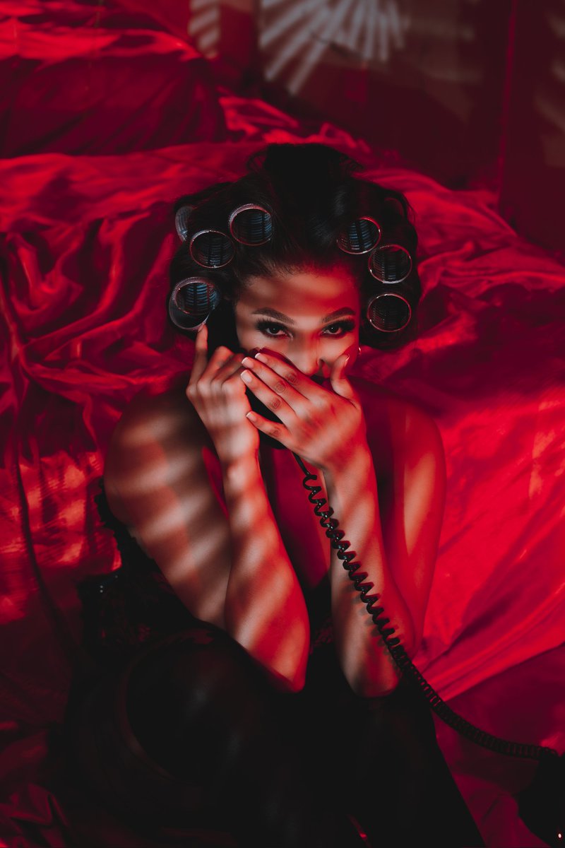 Linda_Mtoba's tweet photo. Always waiting on your call ☎️
10 years later,my forever Valentine 💋 https://t.co/dHVPVgLBEf