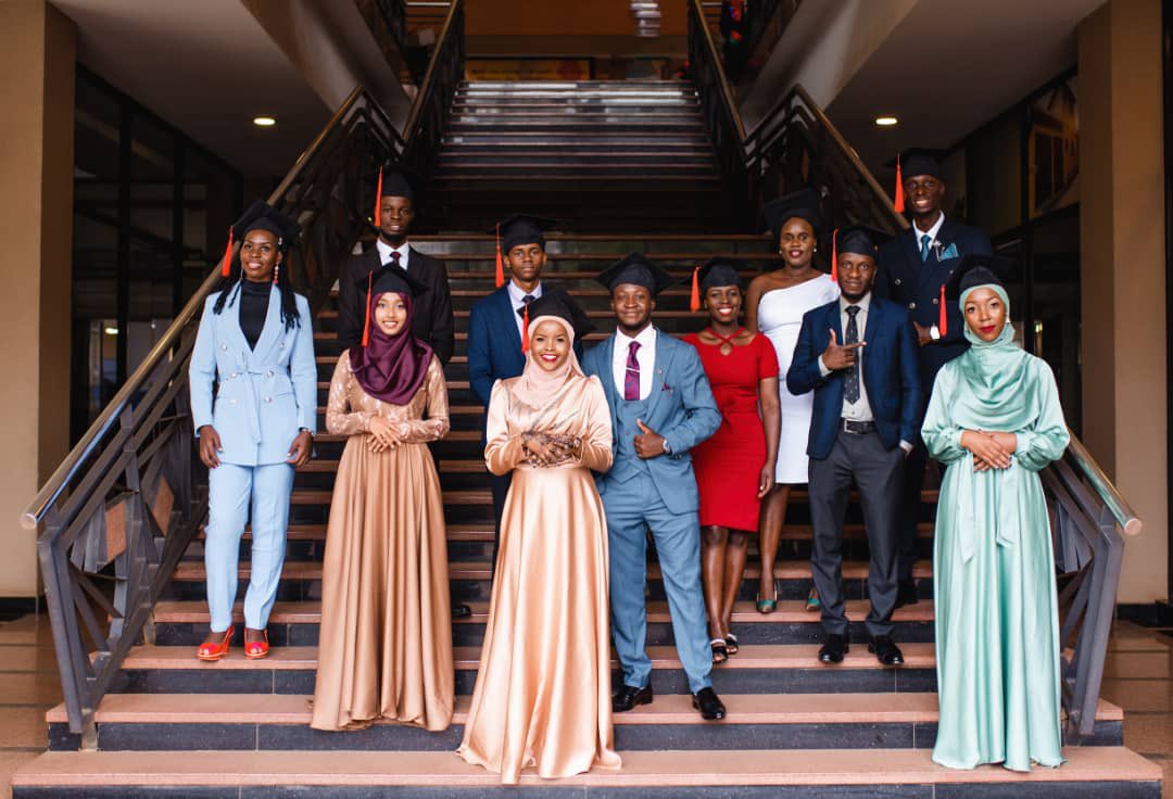MUBSSA1's tweet photo. Congratulations to this amazing set of #scientists for achieving a Degree in Biomedical Sciences. The World is your fortress, go for more 🎊👏👏

#biomedical #biomedicalscience #Mak73rdGrad https://t.co/AQvnIqpQav