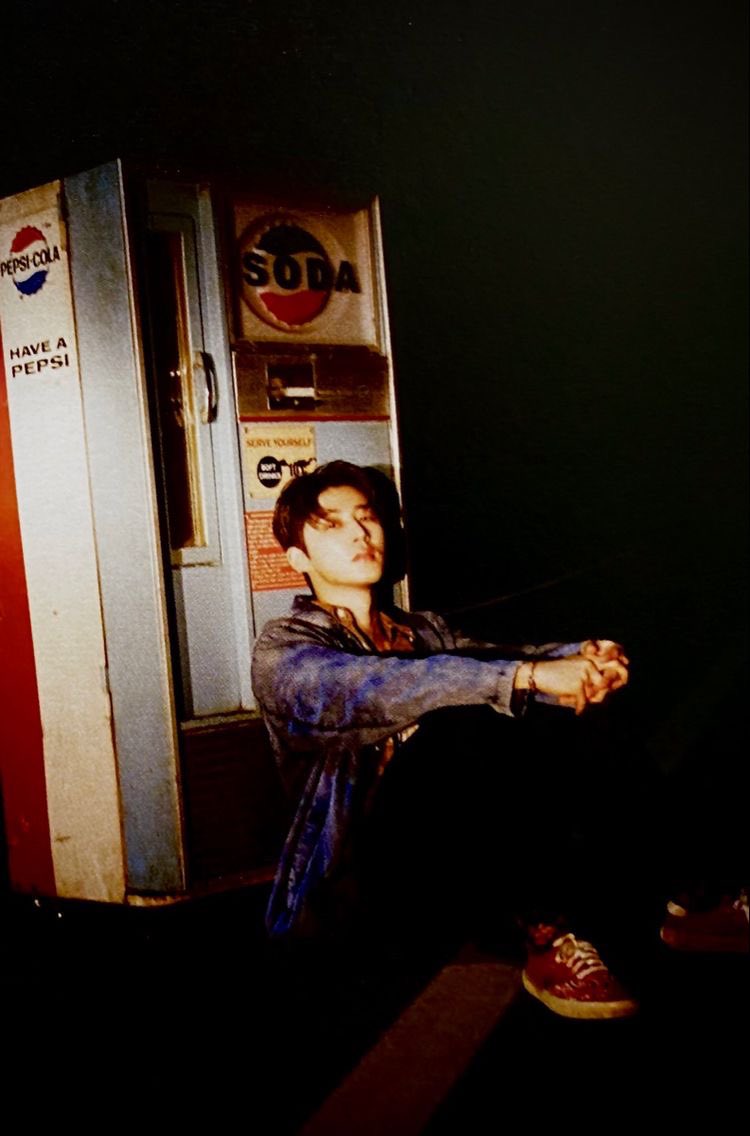 seulqhi's tweet photo. Light gathered on its place, shimmering thru the night in every moment. On this day full of love, I want to express my sincere feeling towards the star of my life. Happy Valentine's Day, my beloved one!! My love for you may become the special gift that only belongs to you ❤️ https://t.co/f8MJZPDhdc