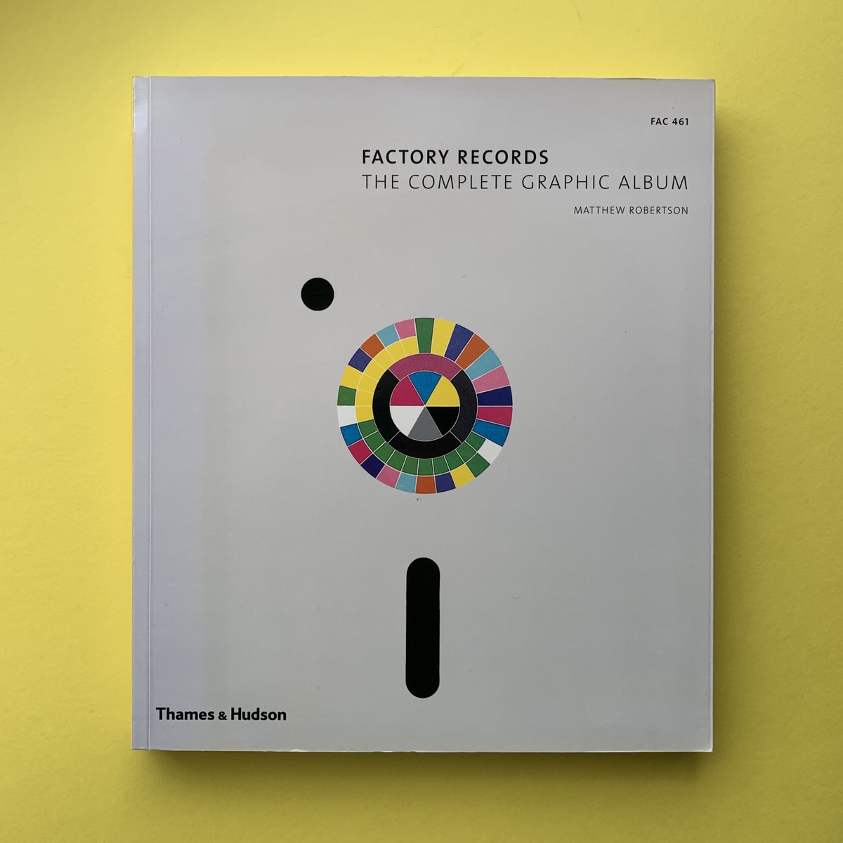 ThePrintArkive's tweet photo. NEW STOCK at https://t.co/QKCEIdQ9bD

Factory Records: The Complete Graphic Album
2009

#theprintarkive #indiebookstore #graphicdesignbook #designinspo #designeduction #designmonograph #Hacienda #fac51 #factoryrecords #JoyDivision #NewOrder #HappyMondays https://t.co/h6wpWPNcHT