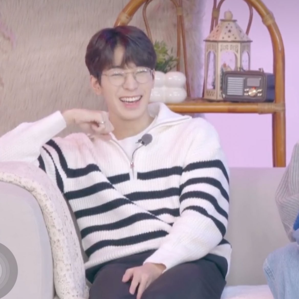 typchical's tweet image. mas nu