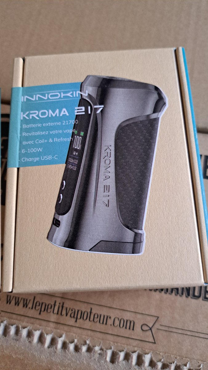 juteszembe's tweet photo. Na akkor pro sztájlban nyomom tovább. 🙃 #Innokin #Kroma217 #ZenithII #ZCoil 🎉 Amúgy csüti este rendeltem, most kedd délelőtt megjött a franciáktól, ez így két munkanap meg egy kicsi... elég fasza lesz így. 🥳 🥰 #LePetitVapoteur #ecig #vaping https://t.co/JM09eV25hG
