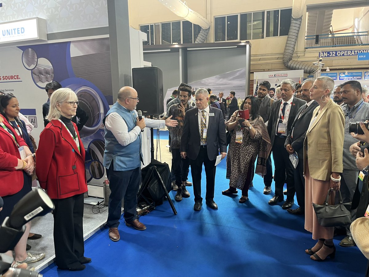 USIBC President @USAmbKeshap was pleased to open the USA Partnership Pavilion at #AeroIndia2023 with Ambassador Jones, U.S. Chargé d'Affaires to India, and #CG Ravin, @USandChennai @uscsindia. Great to see the growing 🇺🇸🇮🇳 defense partnership on full display!