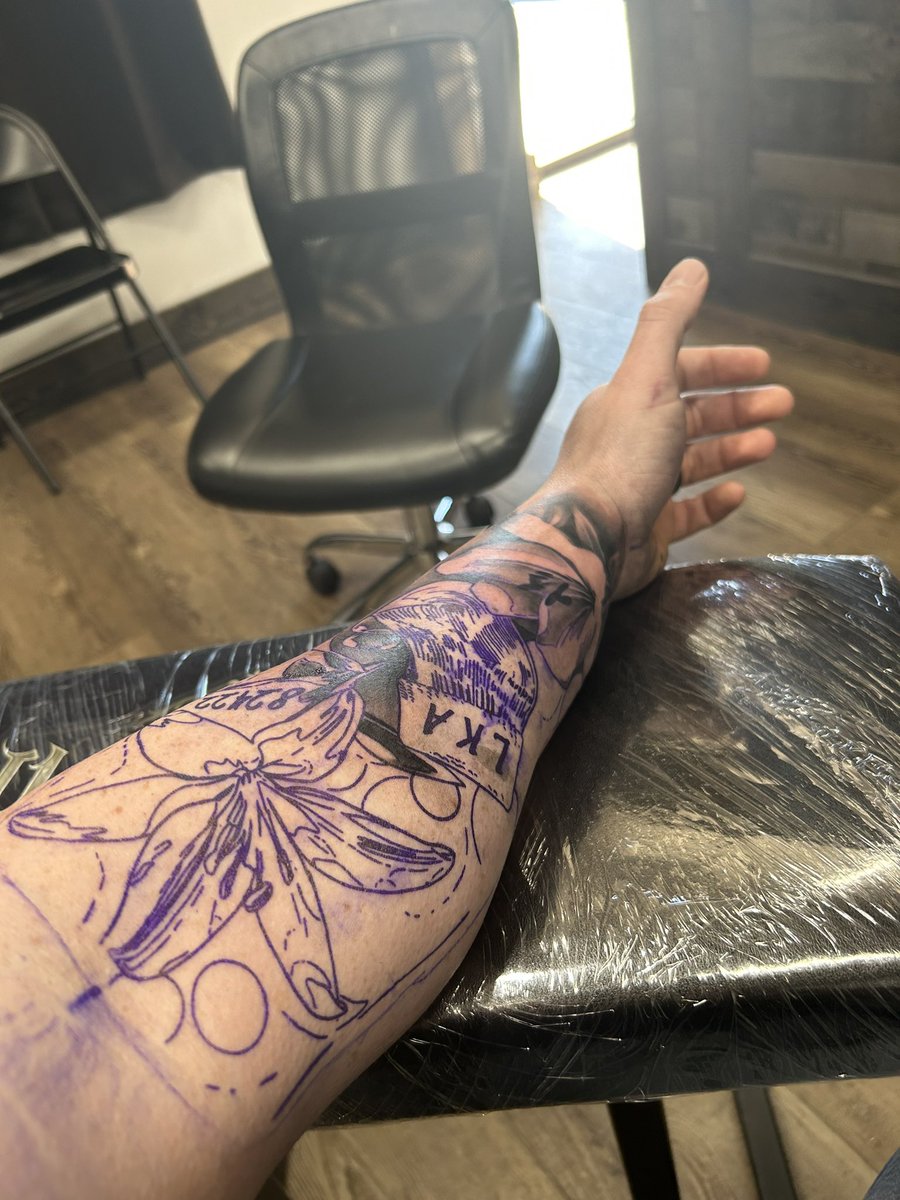 DrooAllingslam's tweet photo. That was a long 7 hours. https://t.co/xvRWaJerhH